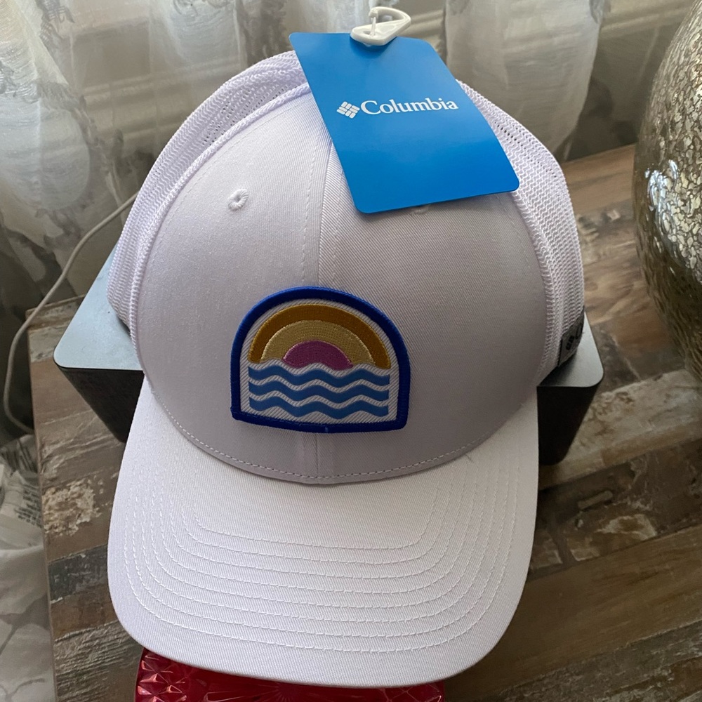 Columbia Snapback hat
